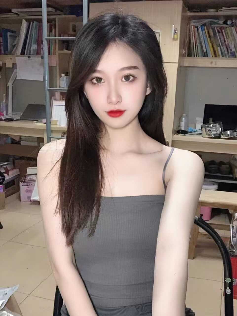 名媛学艺归来，服务社会